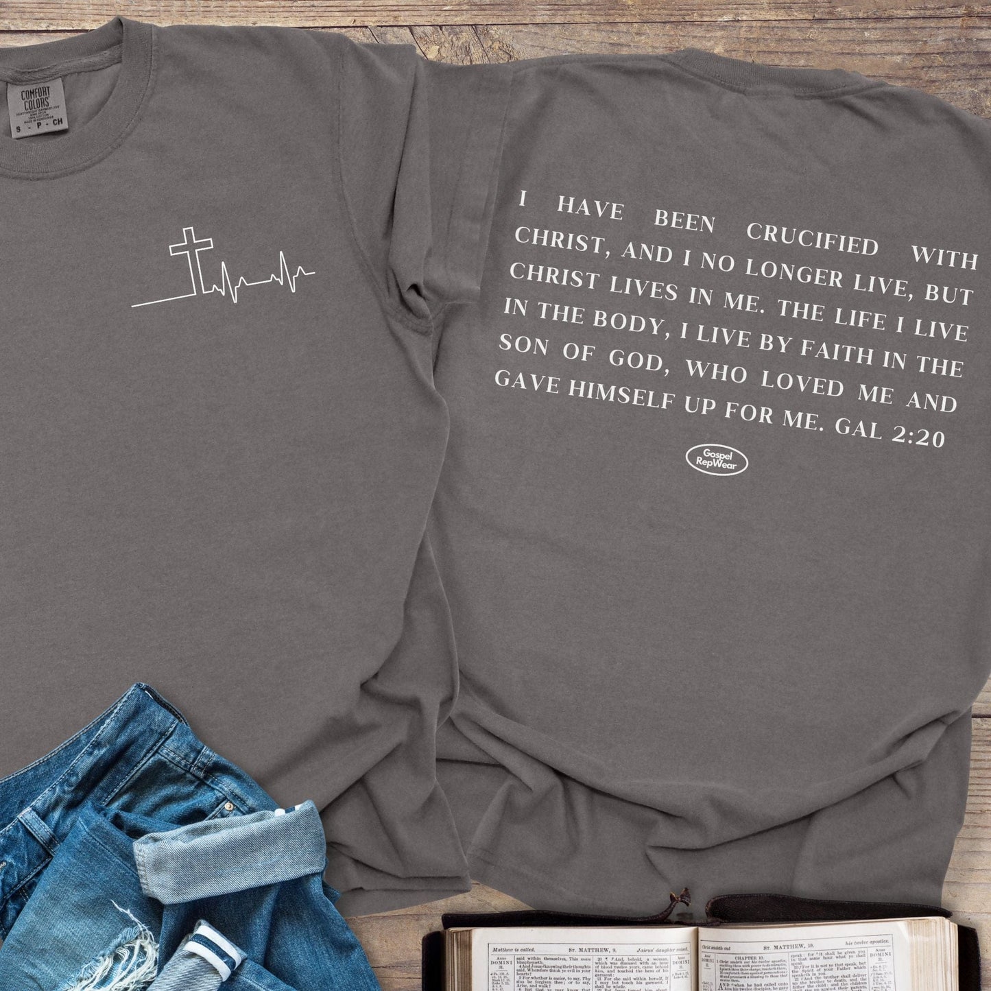 Alive in Christ - Tee