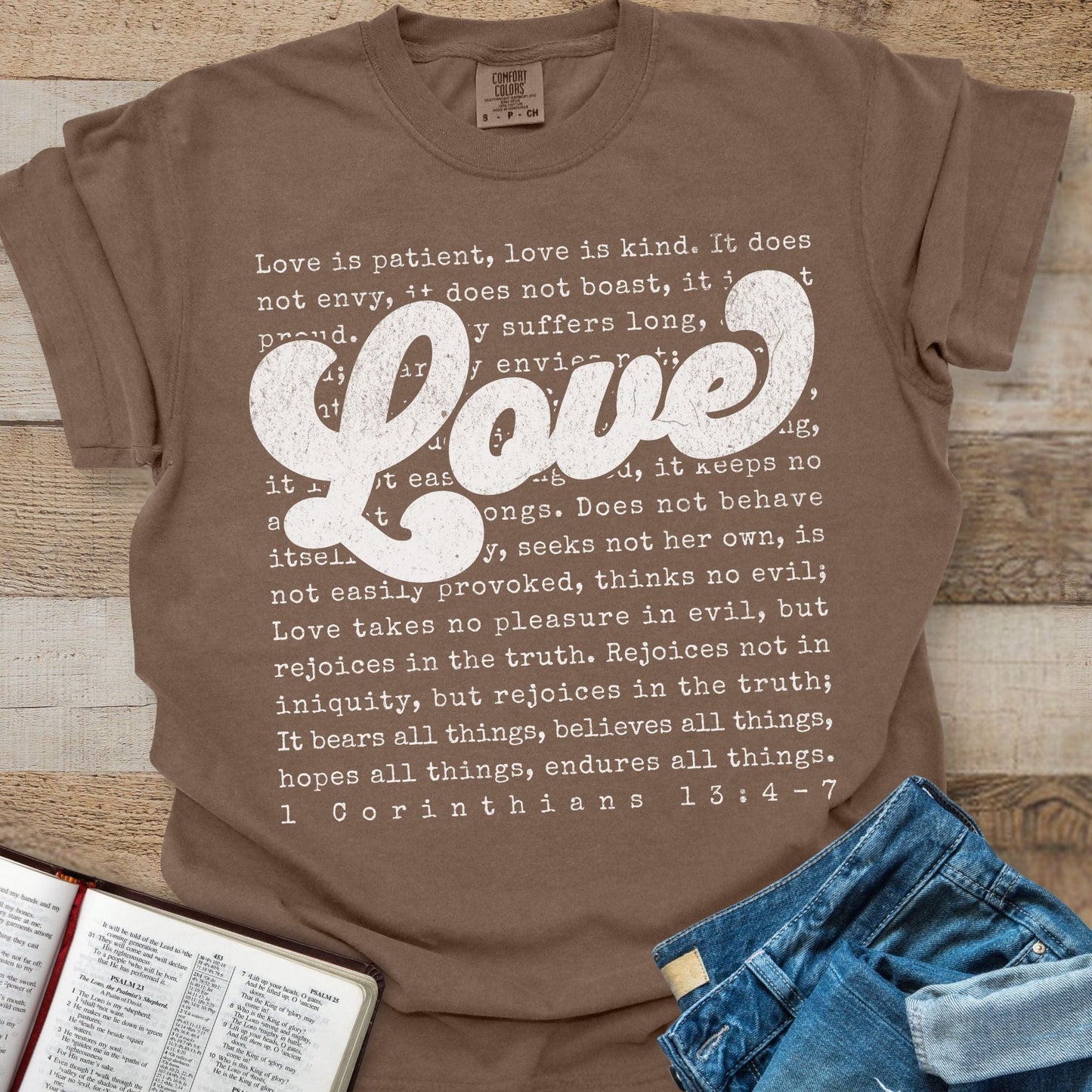 Love is - Tee