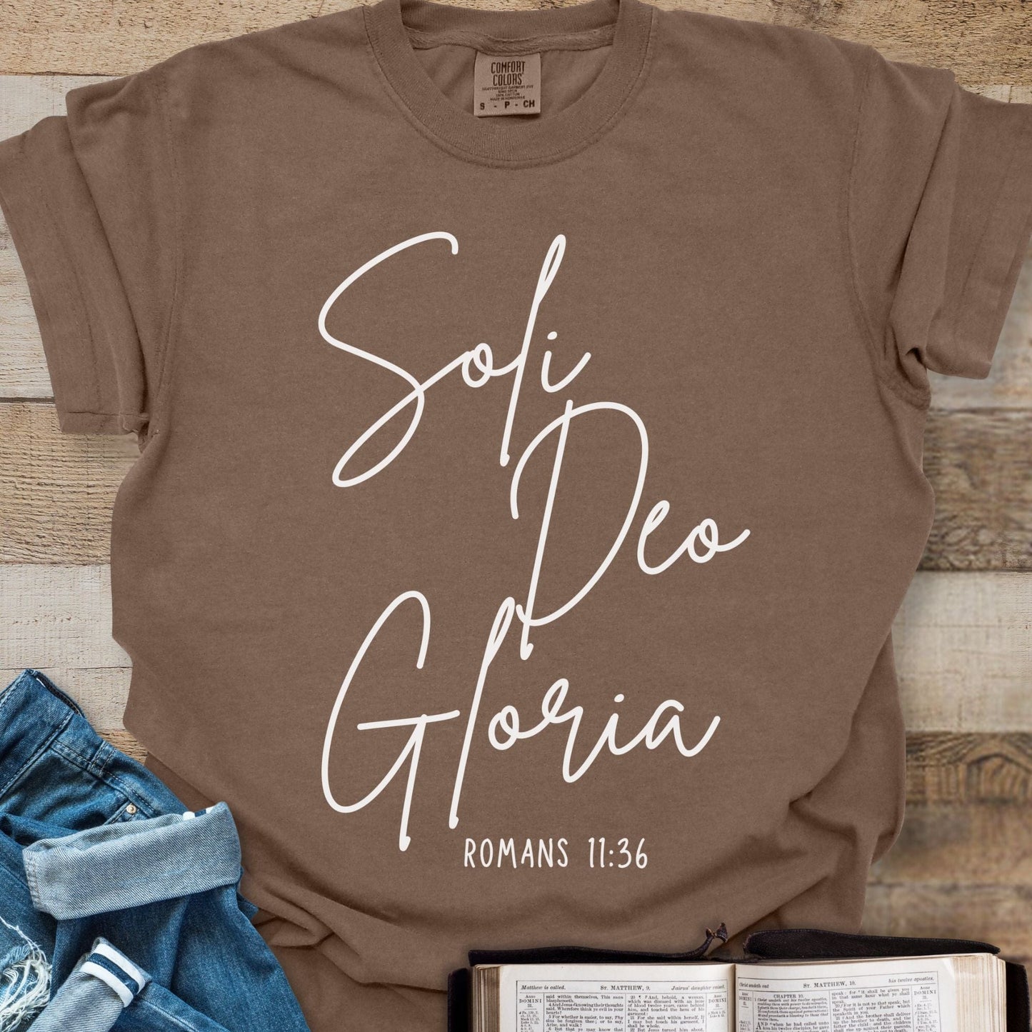 Soli Deo Gloria Script - Tee