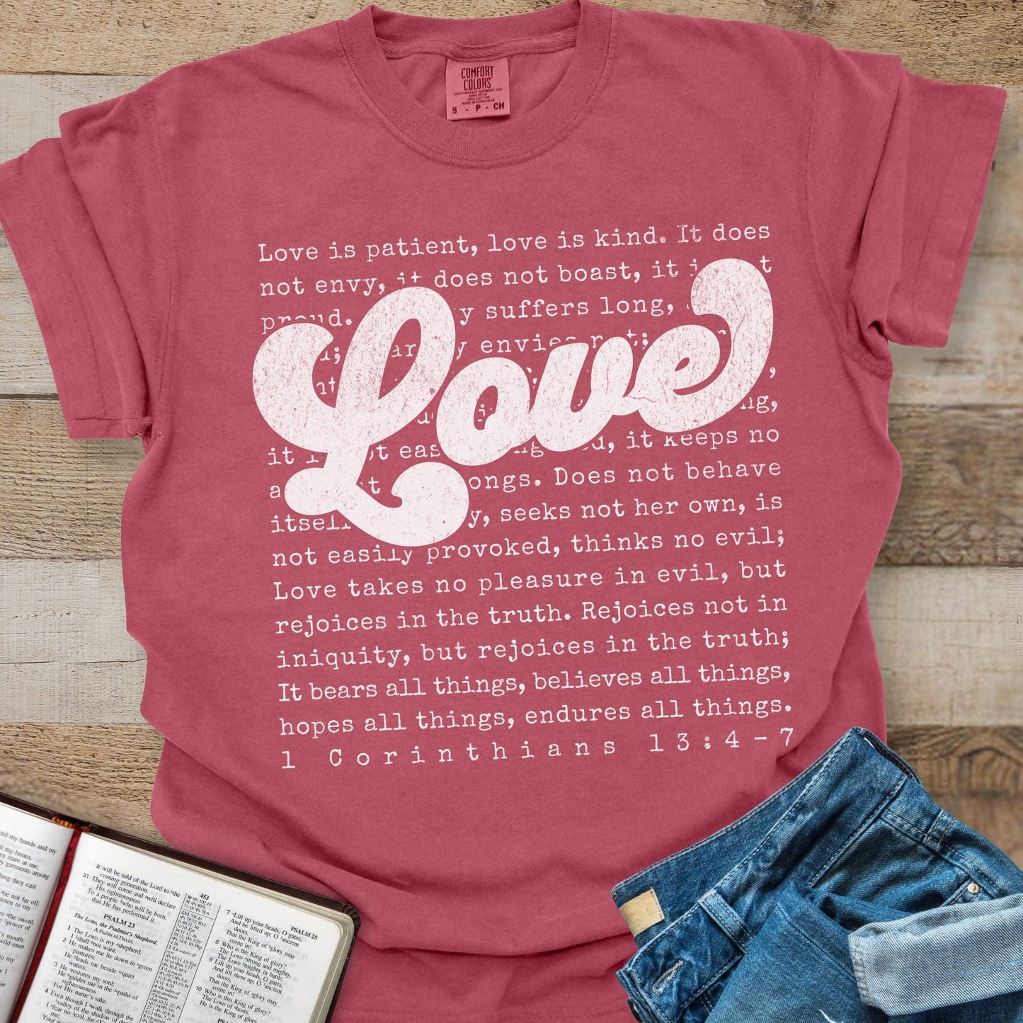 Love is - Tee