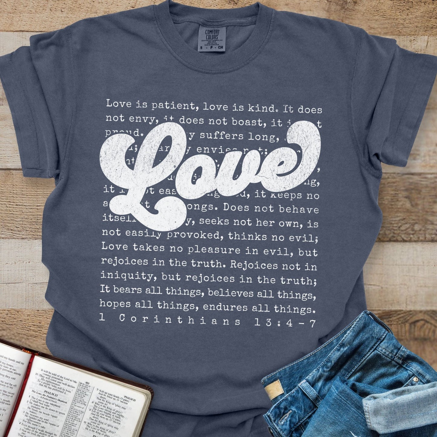 Love is - Tee