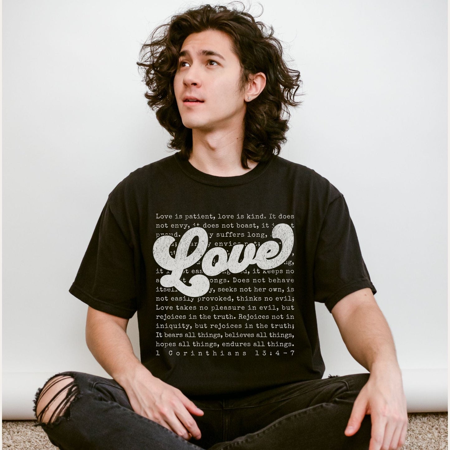Love is - Tee